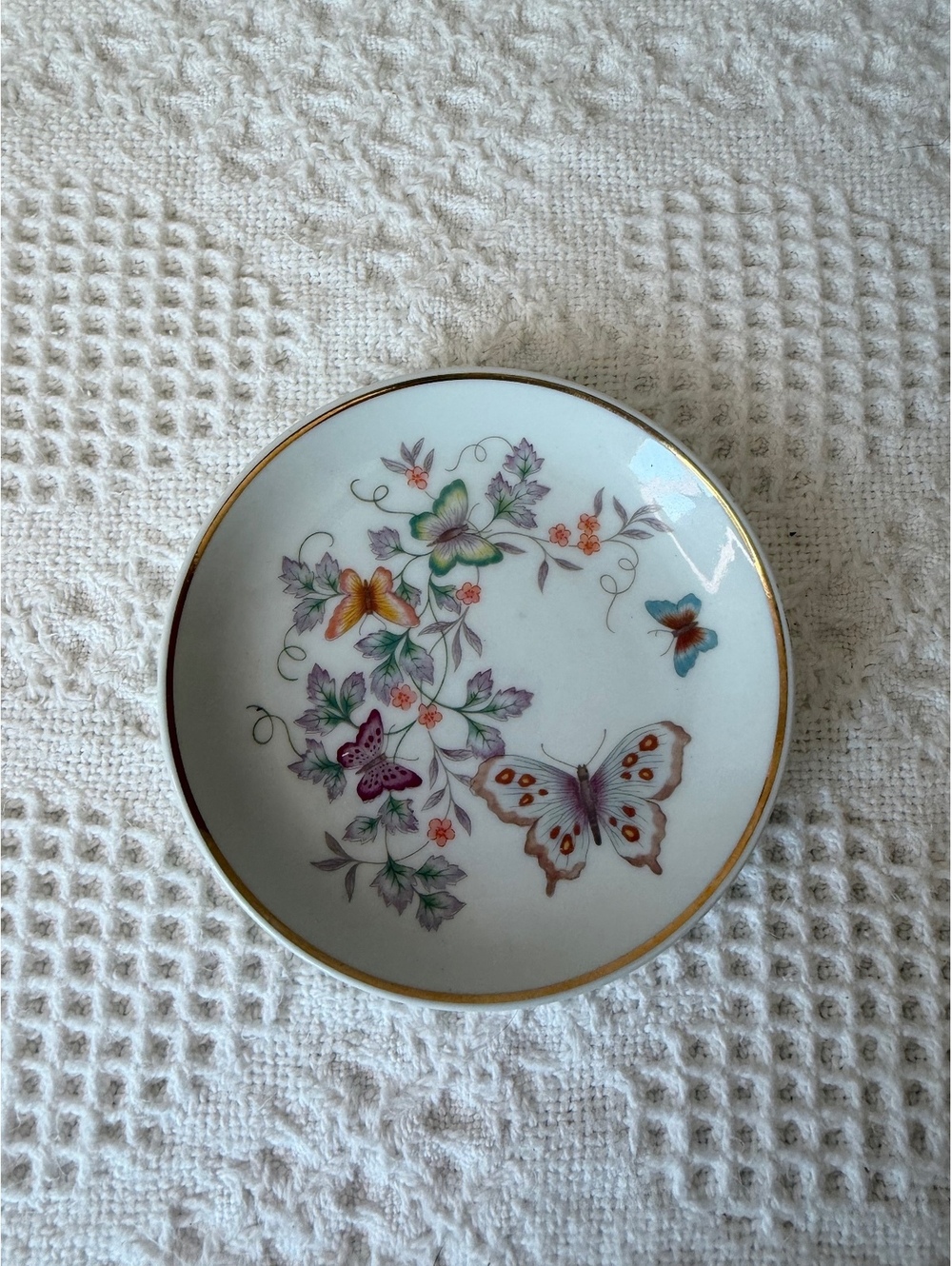 1979 Avon Butterfly small plate with 22k gold trim